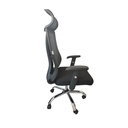Silla gerencial negra